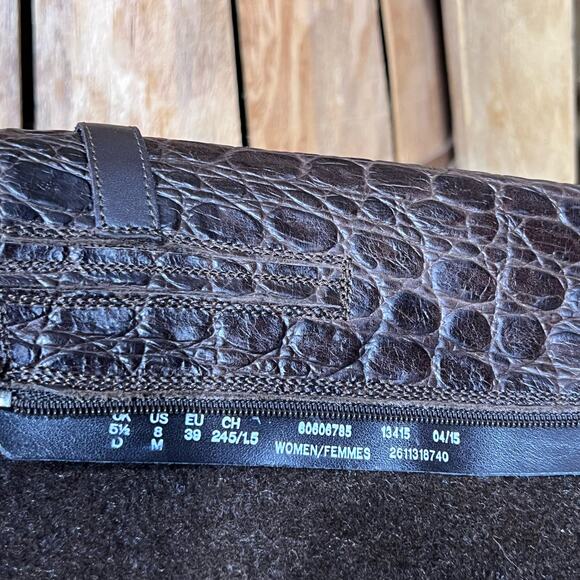 Clarks Hopedale Wish Brown Croc Embossed Leather Tall Riding Boots Womens Size 8 - Picture 15 of 16